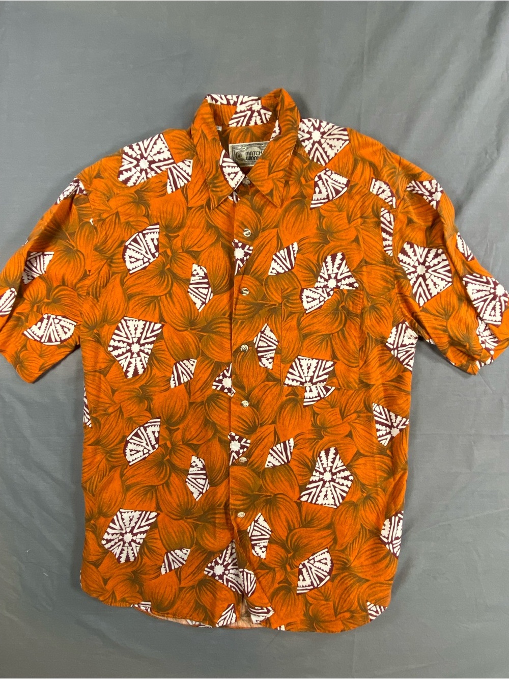 Vintage Match Winner Orange Floral Print Short-Sleeve Men's Button-Up Shirt Med
